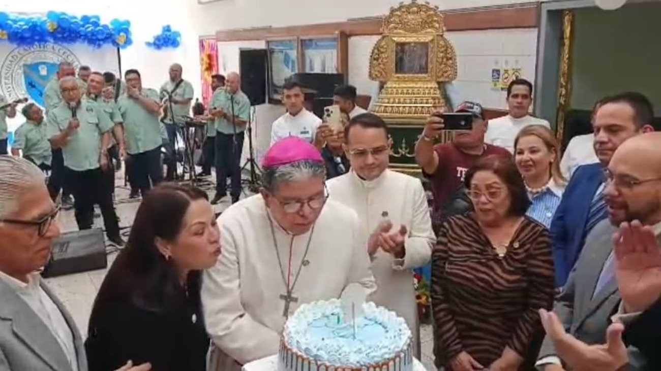 5008230247563987715_121