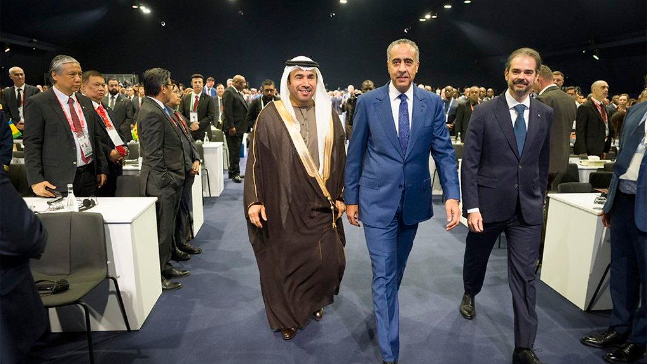 5023883668191120186_121