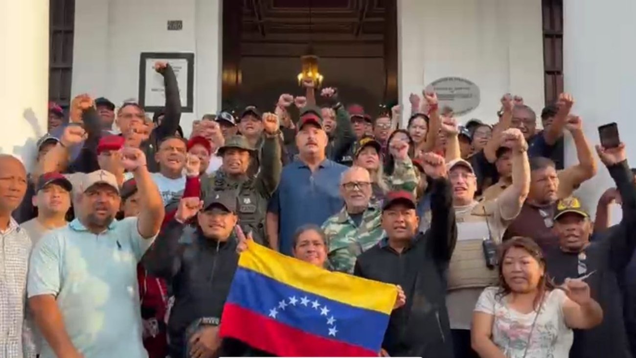 5100660525049252770_121