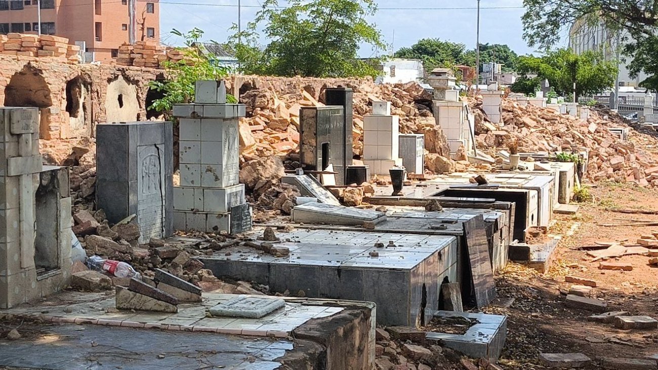 4906910495877565480_121